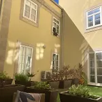 Bright With Terrace Daire