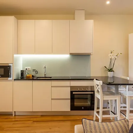 Bright With Terrace *