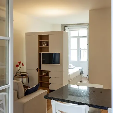 Bright With Terrace Appartement Porto